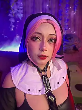 Snapshot of seraphine23 chatting on 01.11.25 seraphine23 online show from 01.11.25