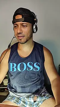 Snapshot of thommerxxx chatting on 09.27.25 thommerxxx online show from 09.27.25