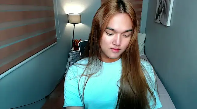 MoaningKylie online show from 12.19.24