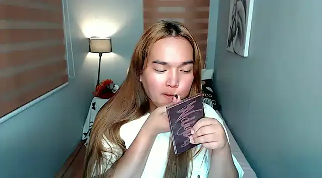 MoaningKylie online show from 01.03.25