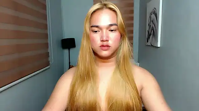 MoaningKylie online show from 01.25.25