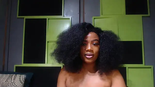 Snapshot of SexyAssDivaxxx chatting on 10.03.25 SexyAssDivaxxx online show from 10.03.25