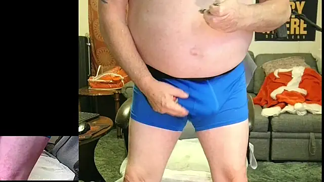 Snapshot of countrydomdaddy chatting on 12.24.24 countrydomdaddy online show from 12.24.24