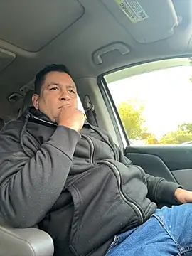 Snapshot of Yedriserna chatting on 11.10.25 Yedriserna online show from 11.10.25