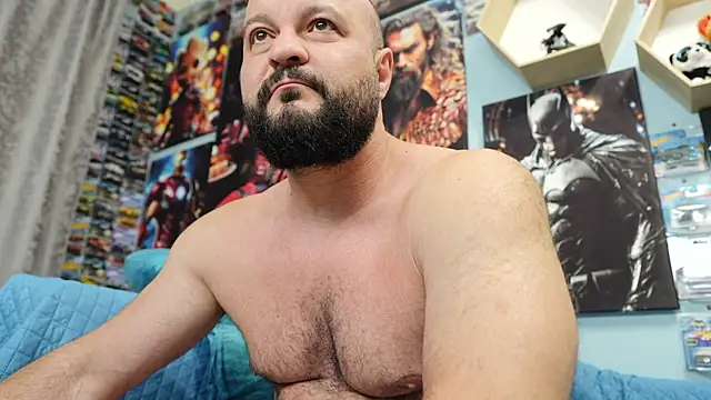 Snapshot of Muscle_Bear chatting on 09.18.25 Muscle Bear online show from 09.18.25