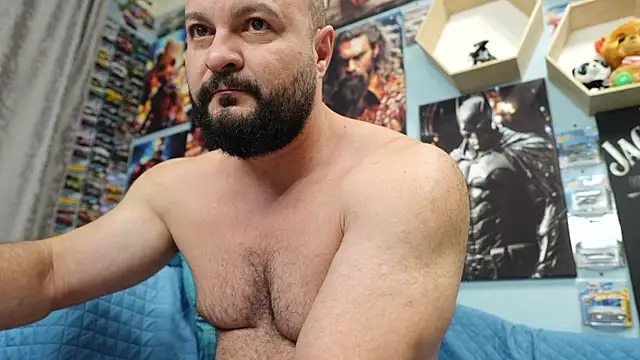 Snapshot of Muscle_Bear chatting on 09.19.25 Muscle Bear online show from 09.19.25