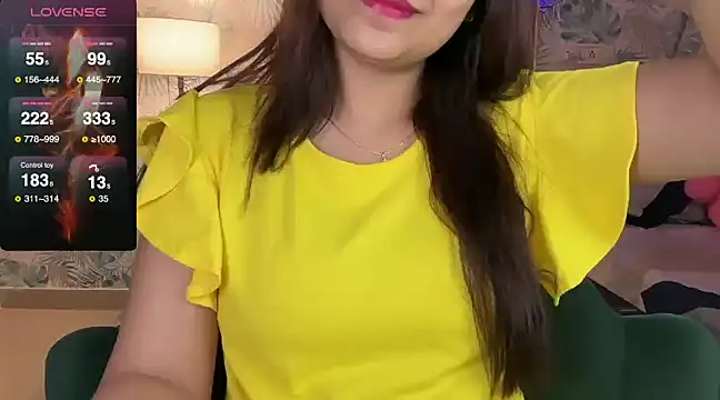 Snapshot of Sizzling__ZAARA chatting on 02.24.25 Sizzling ZAARA online show from 02.24.25