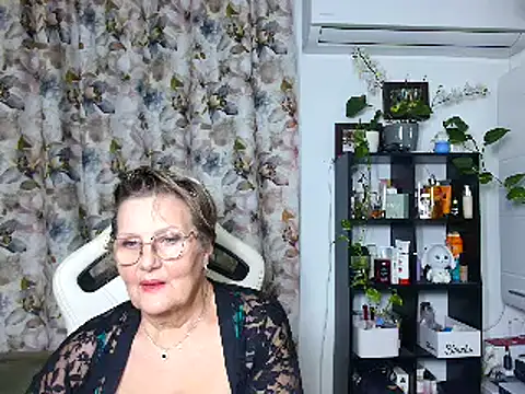 Selenna57 online show from 12.18.24