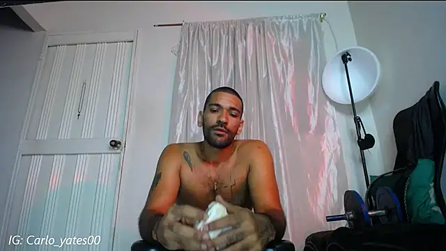 Snapshot of Carlo_yates chatting on 01.26.25 Carlo yates online show from 01.26.25