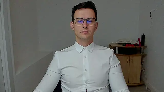 Snapshot of sexxymuscles4u chatting on 01.20.25 sexxymuscles4u online show from 01.20.25