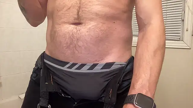 Snapshot of ttboy2000 chatting on 12.24.24 ttboy2000 online show from 12.24.24