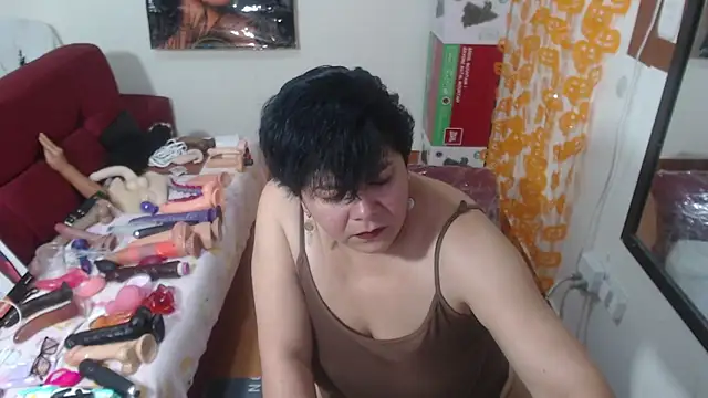 angelitolove727 online show from 11.17.25