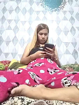 Snapshot of Cutie_body11 chatting on 12.09.24 Cutie body11 online show from 12.09.24