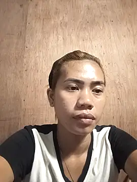 Snapshot of Cutie_body11 chatting on 12.13.24 Cutie body11 online show from 12.13.24