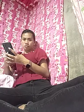 Snapshot of Cutie_body11 chatting on 02.26.25 Cutie body11 online show from 02.26.25