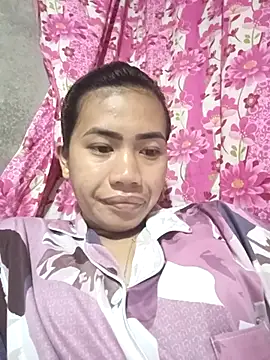 Snapshot of Cutie_body11 chatting on 03.04.25 Cutie body11 online show from 03.04.25