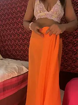 Snapshot of naughtyjaanu chatting on 02.05.25 naughtyjaanu online show from 02.05.25