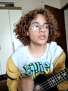 EmmaMelissa0521 online show from 02.05.25