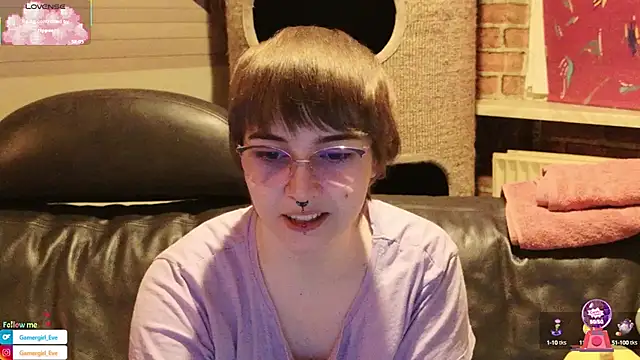 GamerGirl Eve online show from 10.15.25