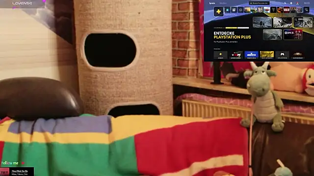 Snapshot of GamerGirl_Eve chatting on 02.08.26 GamerGirl Eve online show from 02.08.26