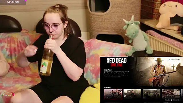 Snapshot of GamerGirl_Eve chatting on 03.07.26 GamerGirl Eve online show from 03.07.26