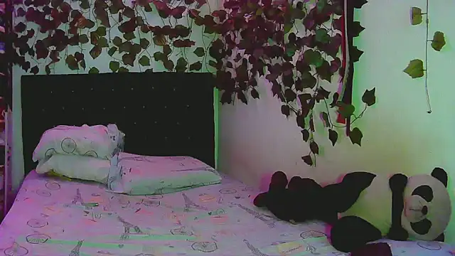 caribbeanlover1 online show from 01.04.25