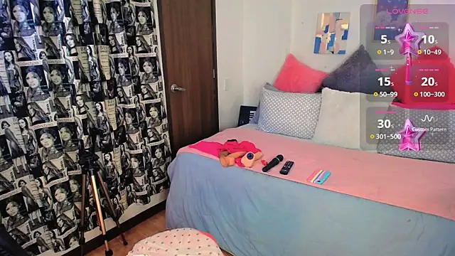 Snapshot of natahottt chatting on 02.08.25 natahottt online show from 02.08.25