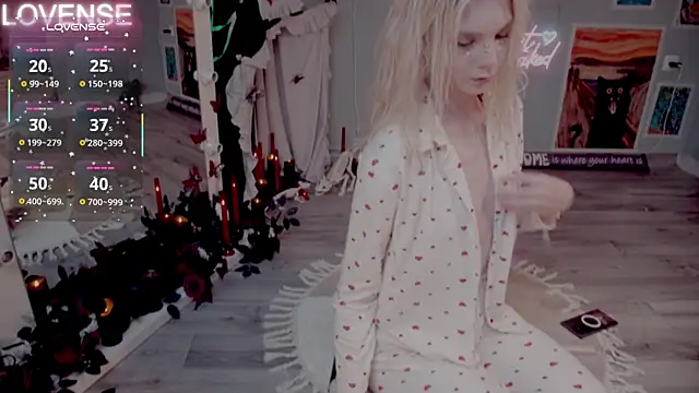 Careful i bite online show from 11.08.25