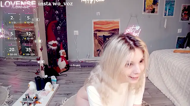 Careful i bite online show from 02.11.26