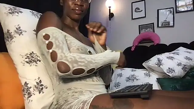 choco petite online show from 03.02.26