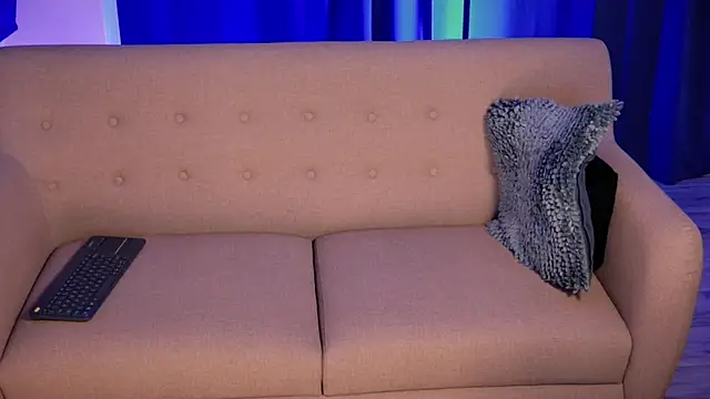 Liam V online show from 09.30.25