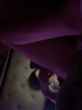 Flossy Vettie online show from 02.21.25