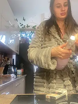 Flossy Vettie online show from 02.21.25