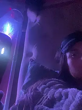 Flossy Vettie online show from 02.22.25