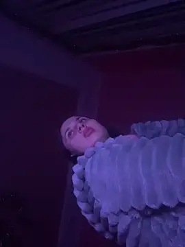 Flossy Vettie online show from 02.25.25