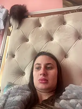 Flossy Vettie online show from 03.04.25