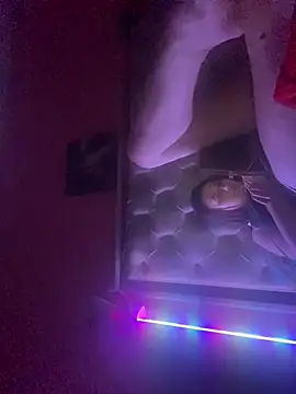 Flossy Vettie online show from 03.11.25