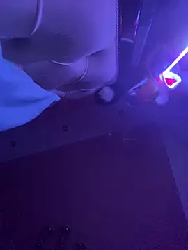 Flossy Vettie online show from 03.22.25