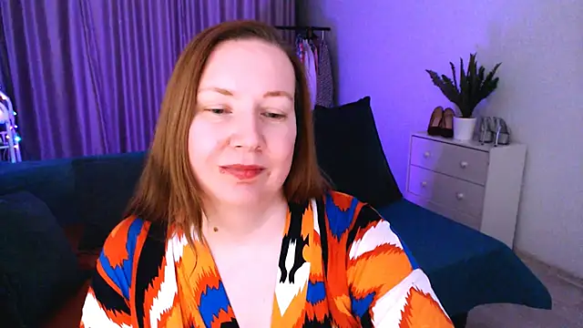 Snapshot of GoddessLara chatting on 01.15.25 GoddessLara online show from 01.15.25