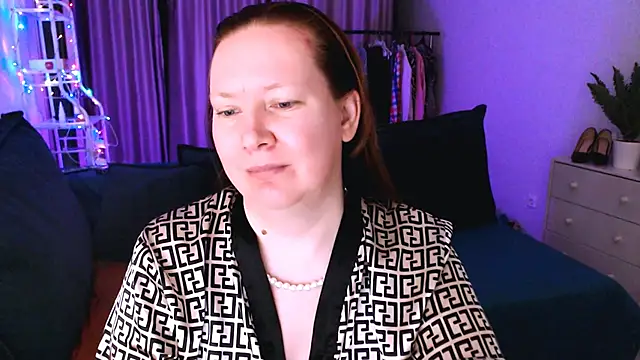 Snapshot of GoddessLara chatting on 02.23.25 GoddessLara online show from 02.23.25