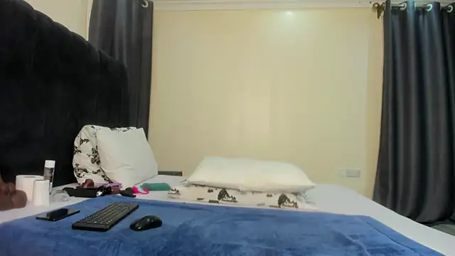 Naughty Linda online show from 02.28.25
