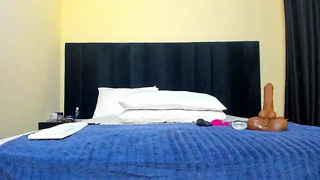 Naughty Linda online show from 03.22.25