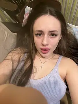 Lisaaan online show from 11.25.25