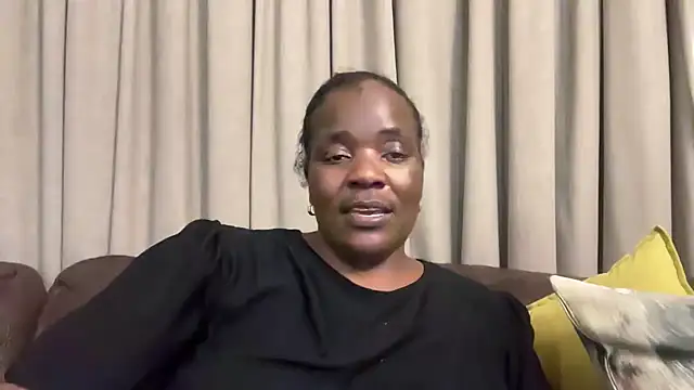 Snapshot of xXXSexyamazon chatting on 02.23.25 xXXSexyamazon online show from 02.23.25