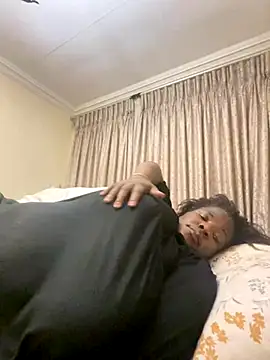 Snapshot of xXXSexyamazon chatting on 09.30.25 xXXSexyamazon online show from 09.30.25