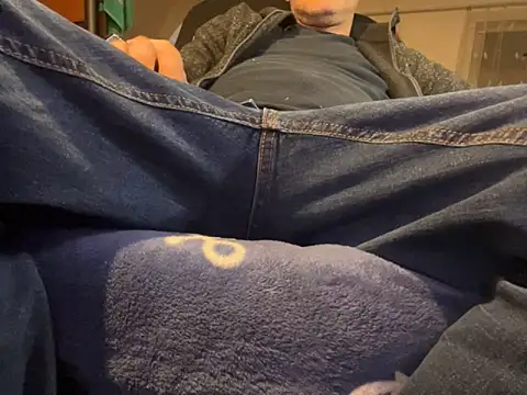 Snapshot of translove chatting on 09.26.25 translove online show from 09.26.25