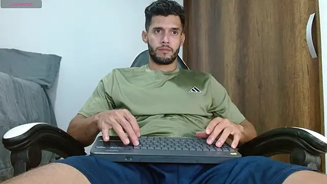 Noah jhonsonn online show from 12.10.24