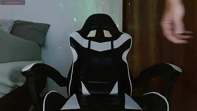 Noah jhonsonn online show from 01.25.25