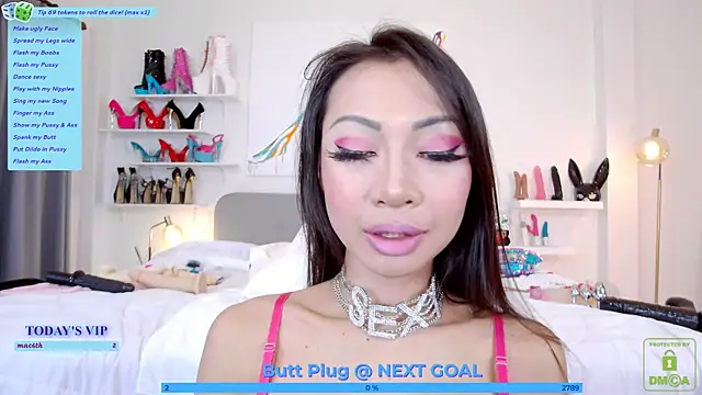 Cindybkk online show from 10.18.25