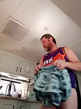 EZYves online show from 11.08.25